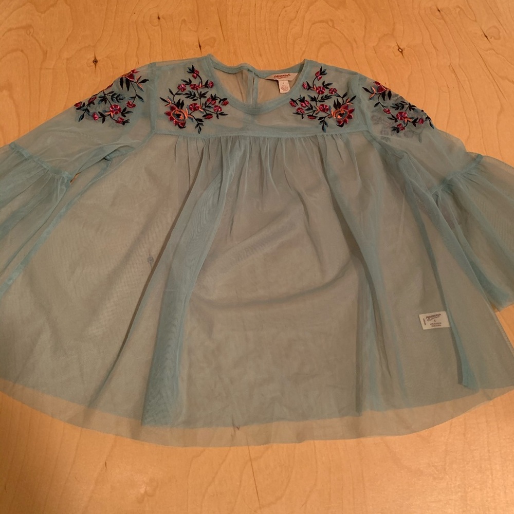 Arizona Sheer Floral Top (NWT, Size S)